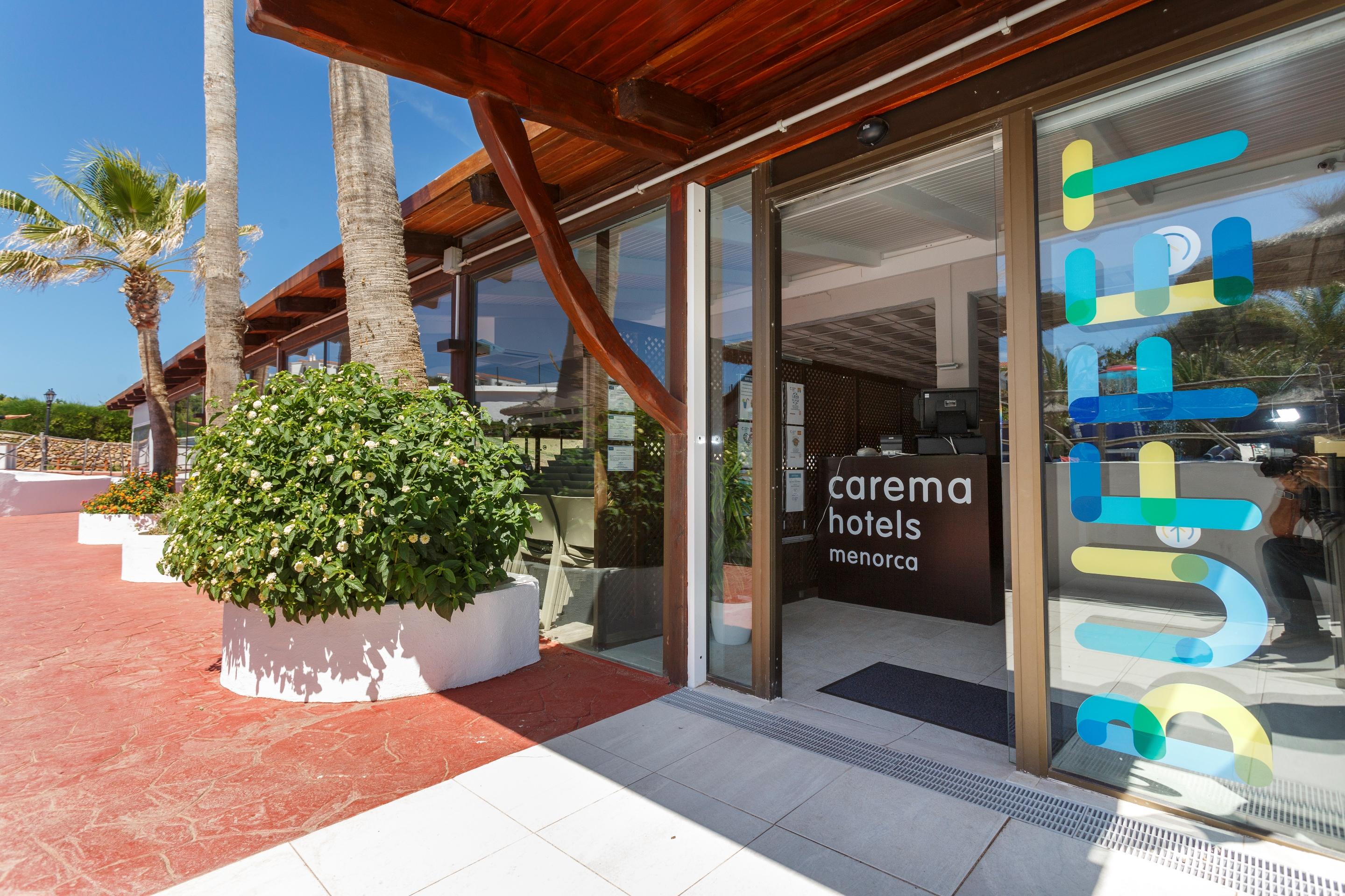 Fergus Club Carema Splash Playas De Fornells Restaurante foto