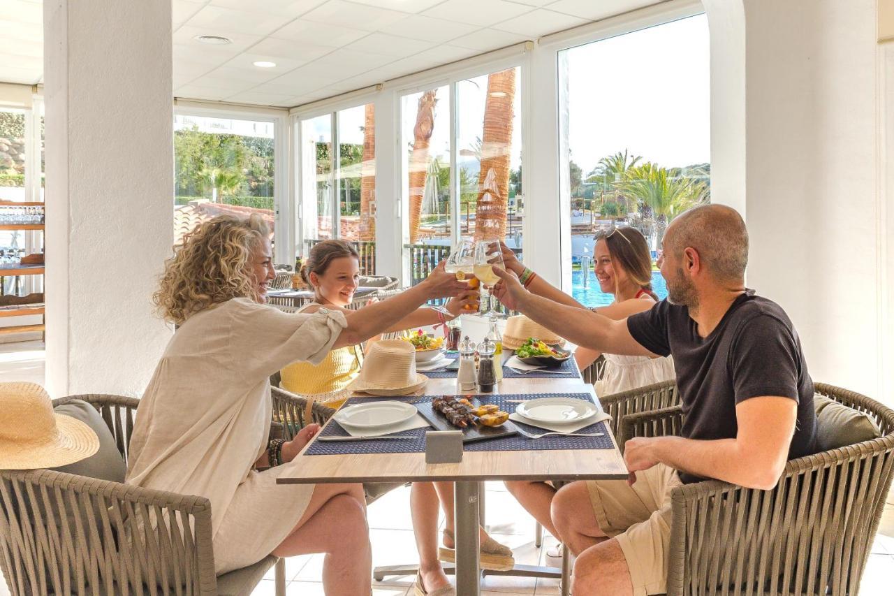 Fergus Club Carema Splash Playas De Fornells Exterior foto